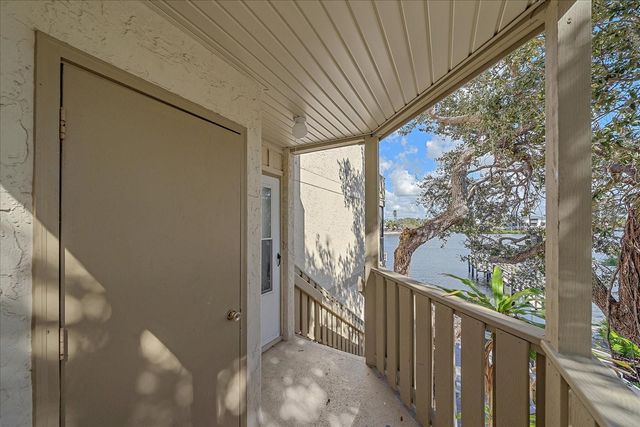 6157 MIDNIGHT PASS ROAD B12, Sarasota, FL 34242