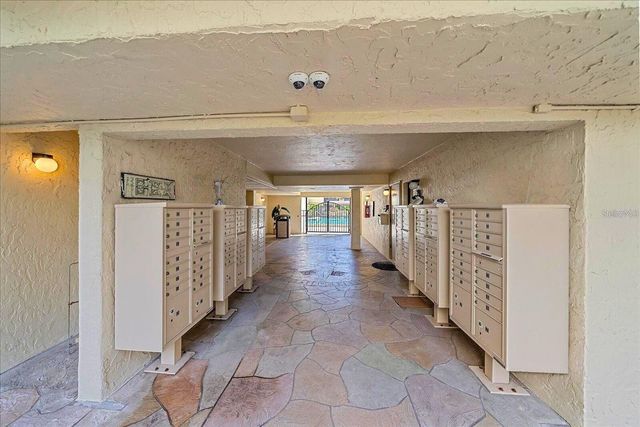 6157 MIDNIGHT PASS ROAD B12, Sarasota, FL 34242