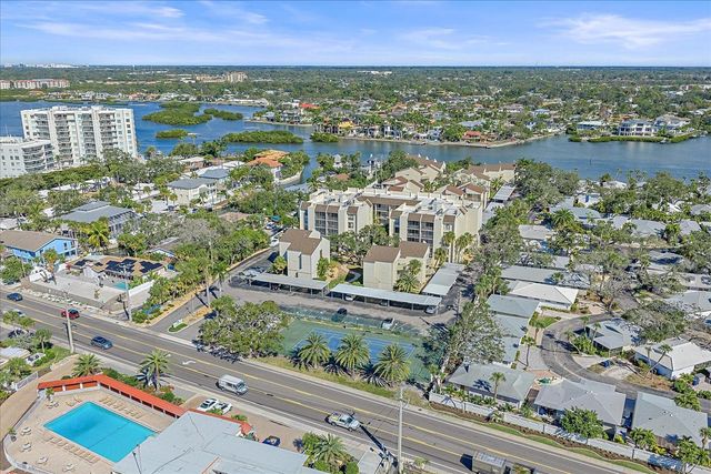 6157 MIDNIGHT PASS ROAD B12, Sarasota, FL 34242