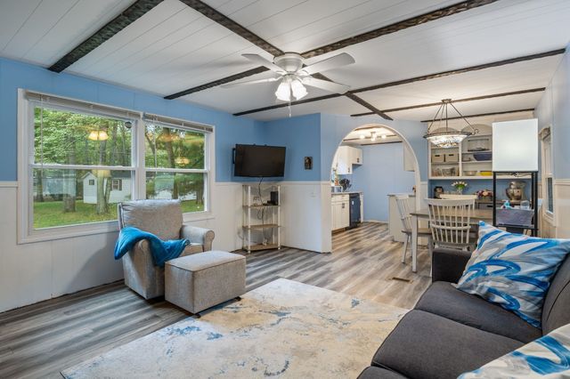 22 Robert Road, Seabrook, NH 03874