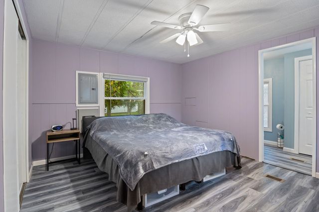 22 Robert Road, Seabrook, NH 03874