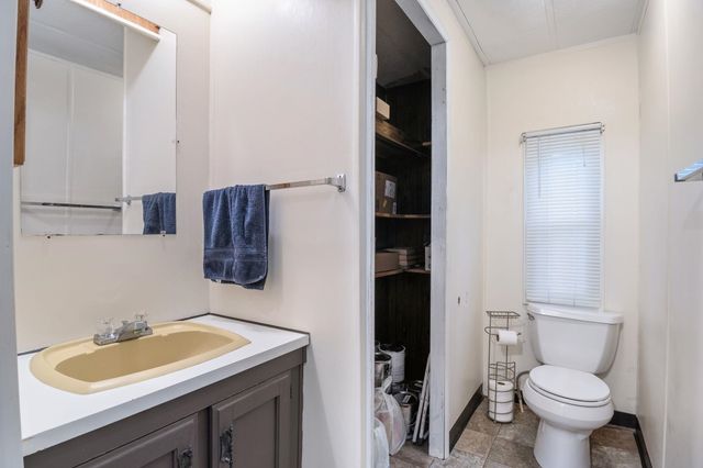 22 Robert Road, Seabrook, NH 03874