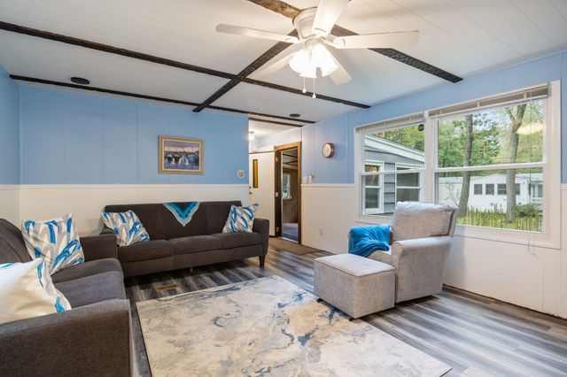 22 Robert Road, Seabrook, NH 03874