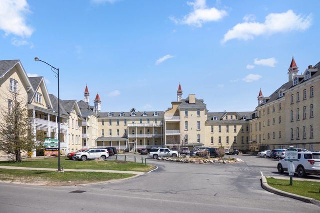 820-14 Red Drive 14, Traverse City, MI 49684