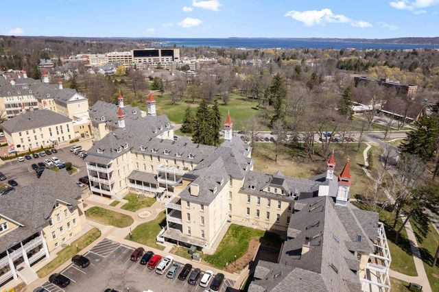 820-14 Red Drive 14, Traverse City, MI 49684