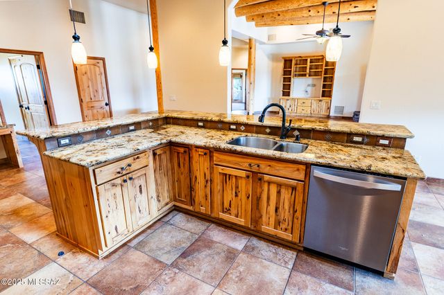 7803 E Kingbird Trail, St. David, AZ 85630