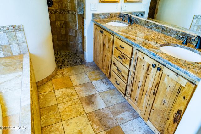 7803 E Kingbird Trail, St. David, AZ 85630