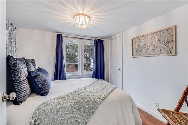 332 N Houston St, Aransas Pass, TX 78336