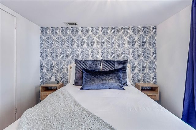 332 N Houston St, Aransas Pass, TX 78336