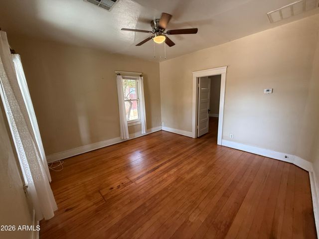 2015 N 10TH Street, Phoenix, AZ 85006