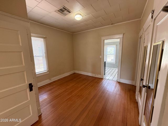 2015 N 10TH Street, Phoenix, AZ 85006