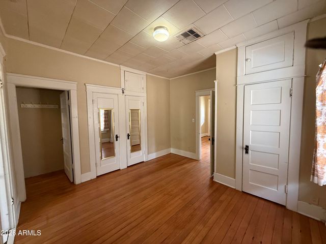 2015 N 10TH Street, Phoenix, AZ 85006
