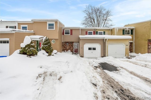 8014 Marlin Drive A, Clay, NY 13041