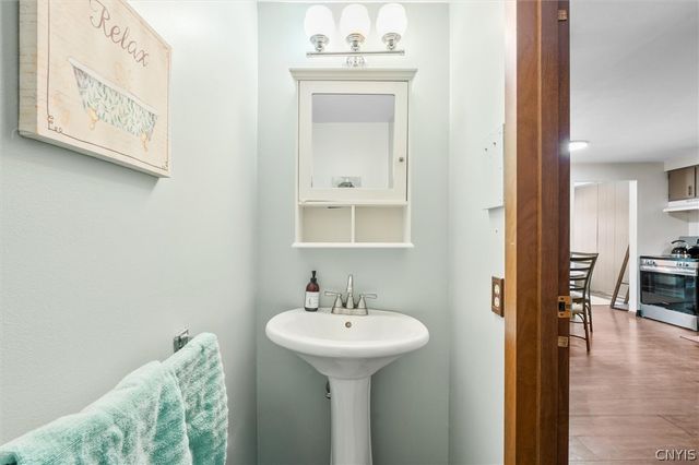 8014 Marlin Drive A, Clay, NY 13041