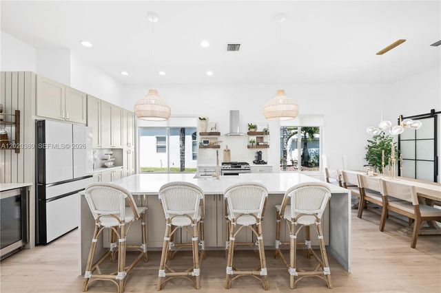 1804 NW 145th Ter, Pembroke Pines, FL 33028