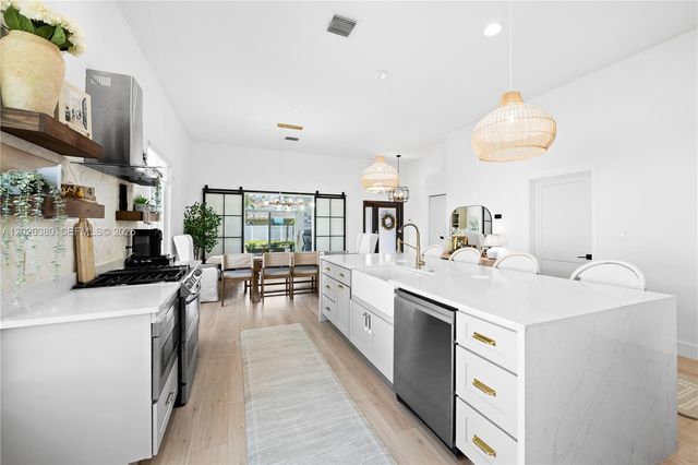 1804 NW 145th Ter, Pembroke Pines, FL 33028