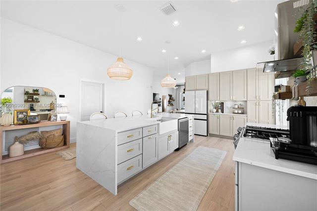 1804 NW 145th Ter, Pembroke Pines, FL 33028