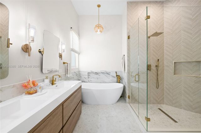 1804 NW 145th Ter, Pembroke Pines, FL 33028