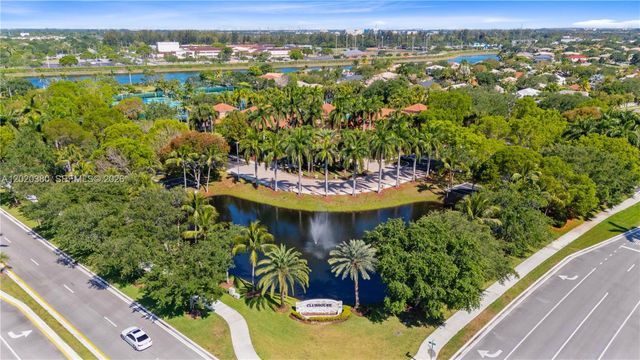 1804 NW 145th Ter, Pembroke Pines, FL 33028