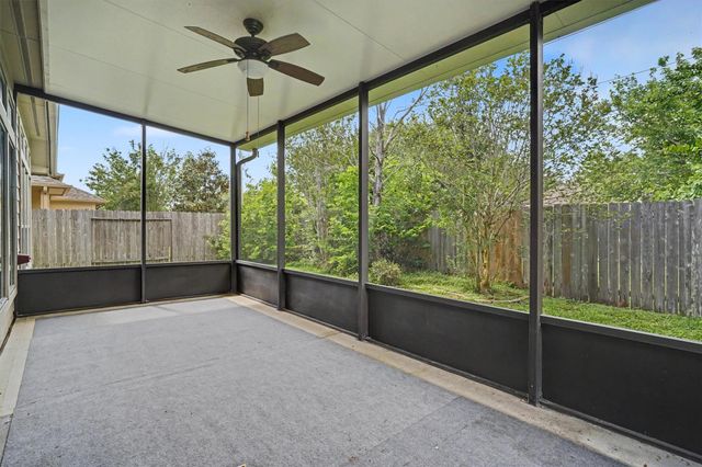 3124 Crystal Cascade Lane, League City, TX 77573