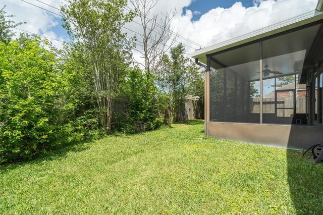 3124 Crystal Cascade Lane, League City, TX 77573