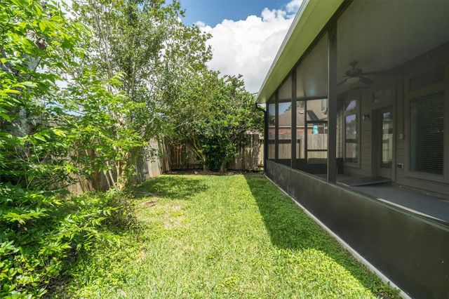 3124 Crystal Cascade Lane, League City, TX 77573