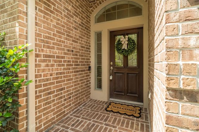 3124 Crystal Cascade Lane, League City, TX 77573