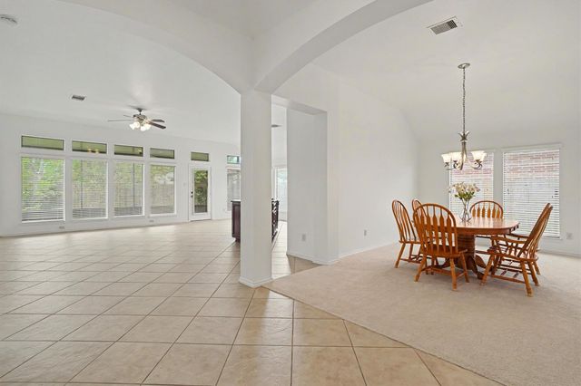 3124 Crystal Cascade Lane, League City, TX 77573