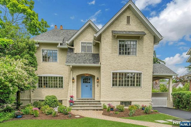 9 Parkway, Montclair, NJ 07042
