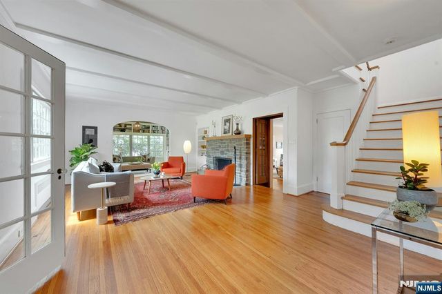 9 Parkway, Montclair, NJ 07042