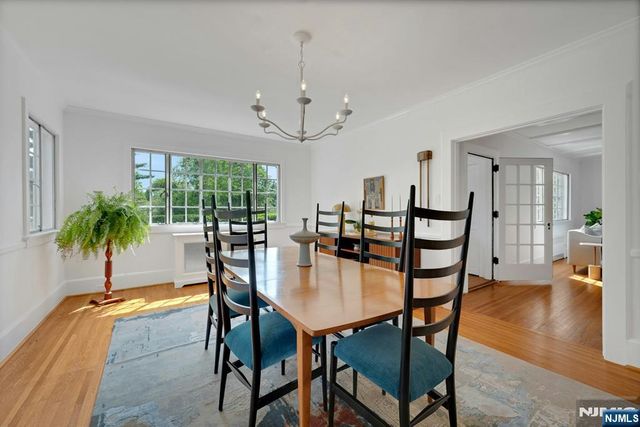 9 Parkway, Montclair, NJ 07042