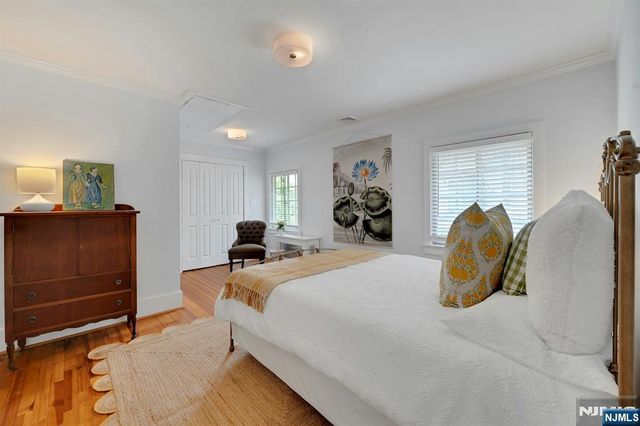 9 Parkway, Montclair, NJ 07042
