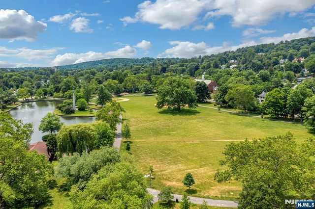 9 Parkway, Montclair, NJ 07042