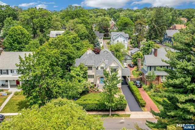 9 Parkway, Montclair, NJ 07042