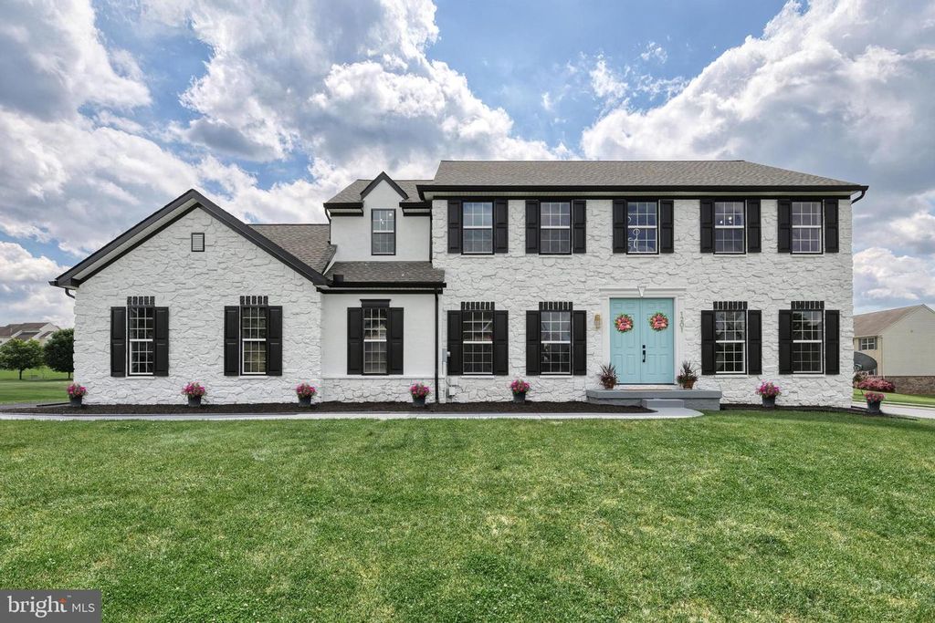 1201 FALLS GROVE LN, York, PA 17404