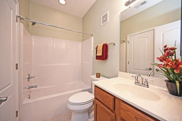 6176 Glenlaurel Drive, Hamilton Twp, OH 45039