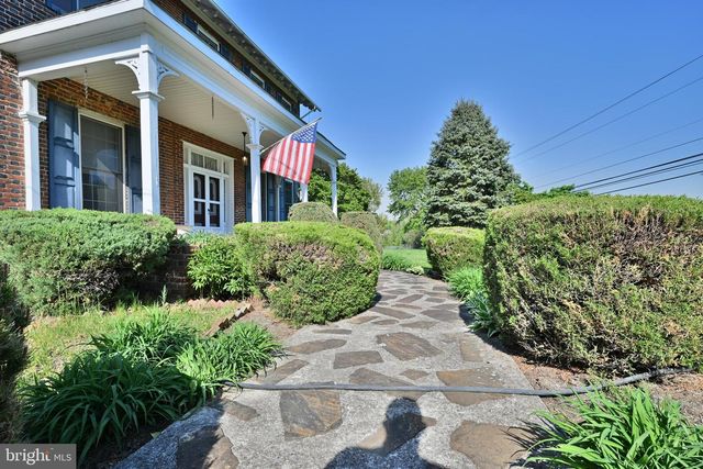 2269 MONMOUTH RD, Mount Holly, NJ 08060
