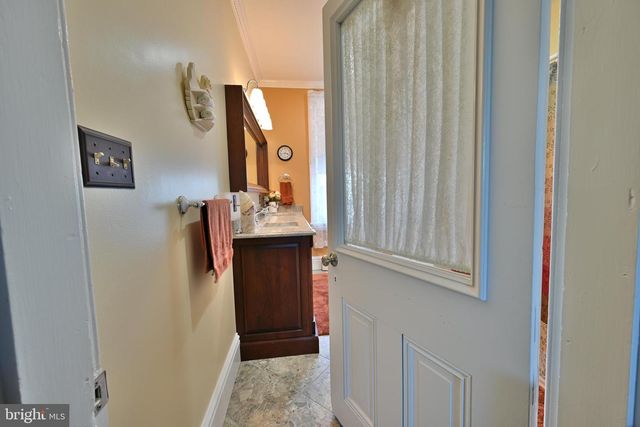 2269 MONMOUTH RD, Mount Holly, NJ 08060