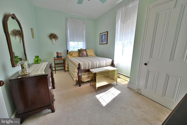 2269 MONMOUTH RD, Mount Holly, NJ 08060