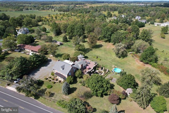 2269 MONMOUTH RD, Mount Holly, NJ 08060