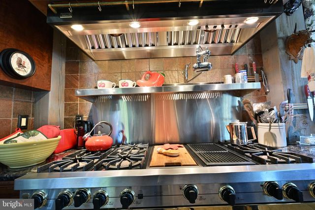 2269 MONMOUTH RD, Mount Holly, NJ 08060