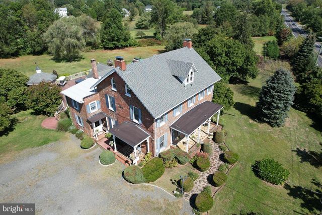 2269 MONMOUTH RD, Mount Holly, NJ 08060