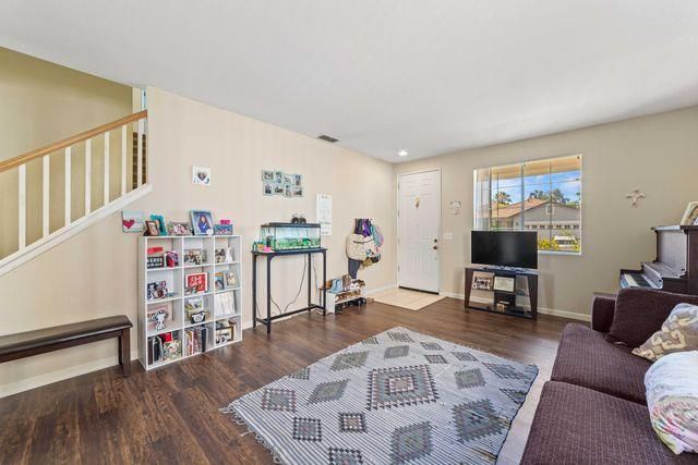 6529 Ranch Hand Way, Citrus Heights, CA 95621