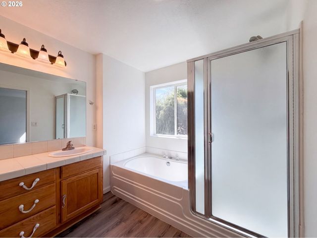34050 Se STURGEON St, Scappoose, OR 97056