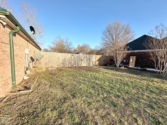 124 Summer Boulevard, Trumann, AR 72472