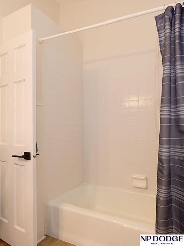 5060 S 149 Court, Omaha, NE 68137