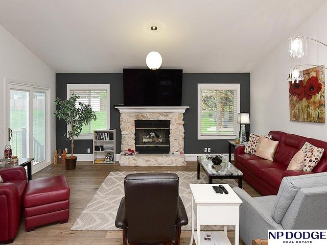 5060 S 149 Court, Omaha, NE 68137