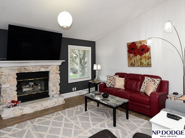 5060 S 149 Court, Omaha, NE 68137