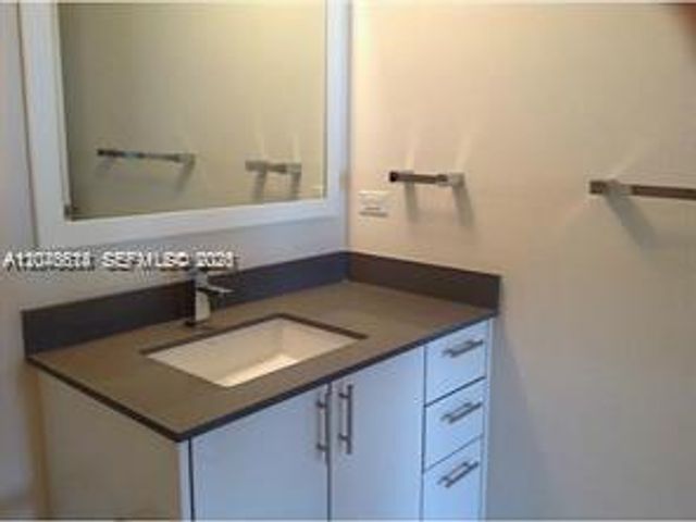 999 SW 1st Avenue 2613, Miami, FL 33130