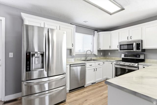4251 W 5050 S, Roy, UT 84067